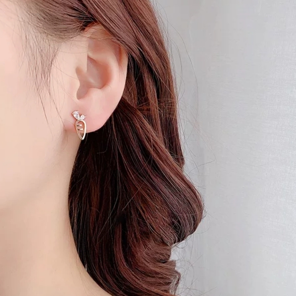 Bunny & Carrot Stud Earrings Cute Dainty Style - Picture 4 of 6